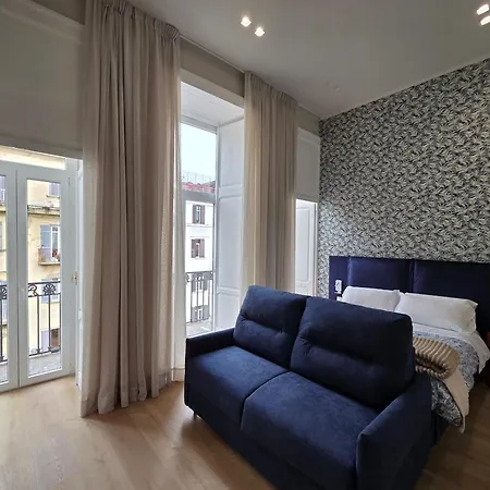 게스트하우스 Monteoliveto Place 4*