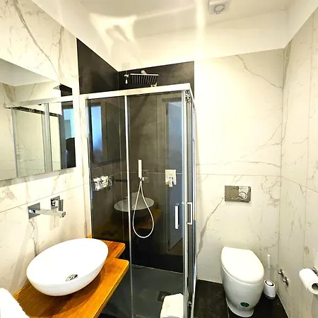 Monteoliveto Place 4* Neapel