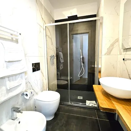 Monteoliveto Place Naples