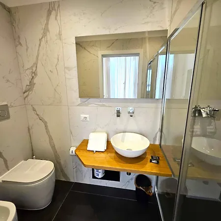 Monteoliveto Place Neapel