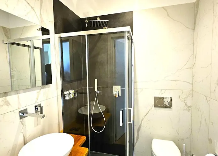 Monteoliveto Place 4* Naples